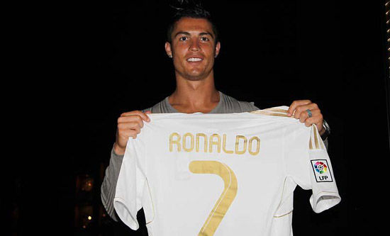 捷克11月大名单：绍切克、希克领衔，舒尔茨、维季克在列（捷克11月国家队名单出炉：绍切克、希克领衔，舒尔茨、维季克入选）