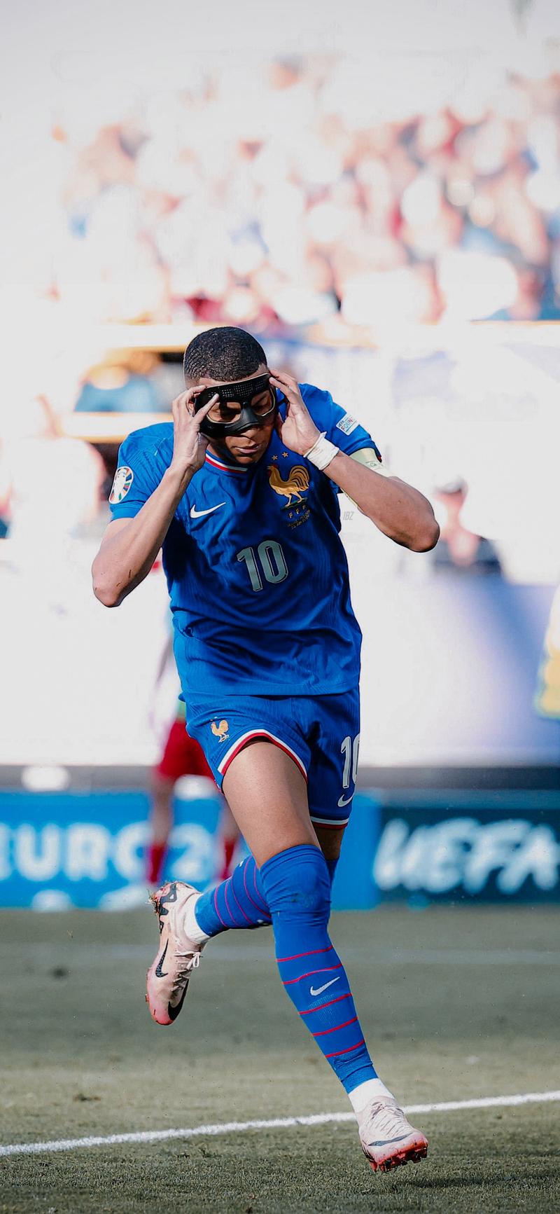 吉拉西：很高兴被评为全场最佳，但最重要的是我们今天赢了（吉拉西：夺得全场最佳固然开心，球队取胜才最重要）