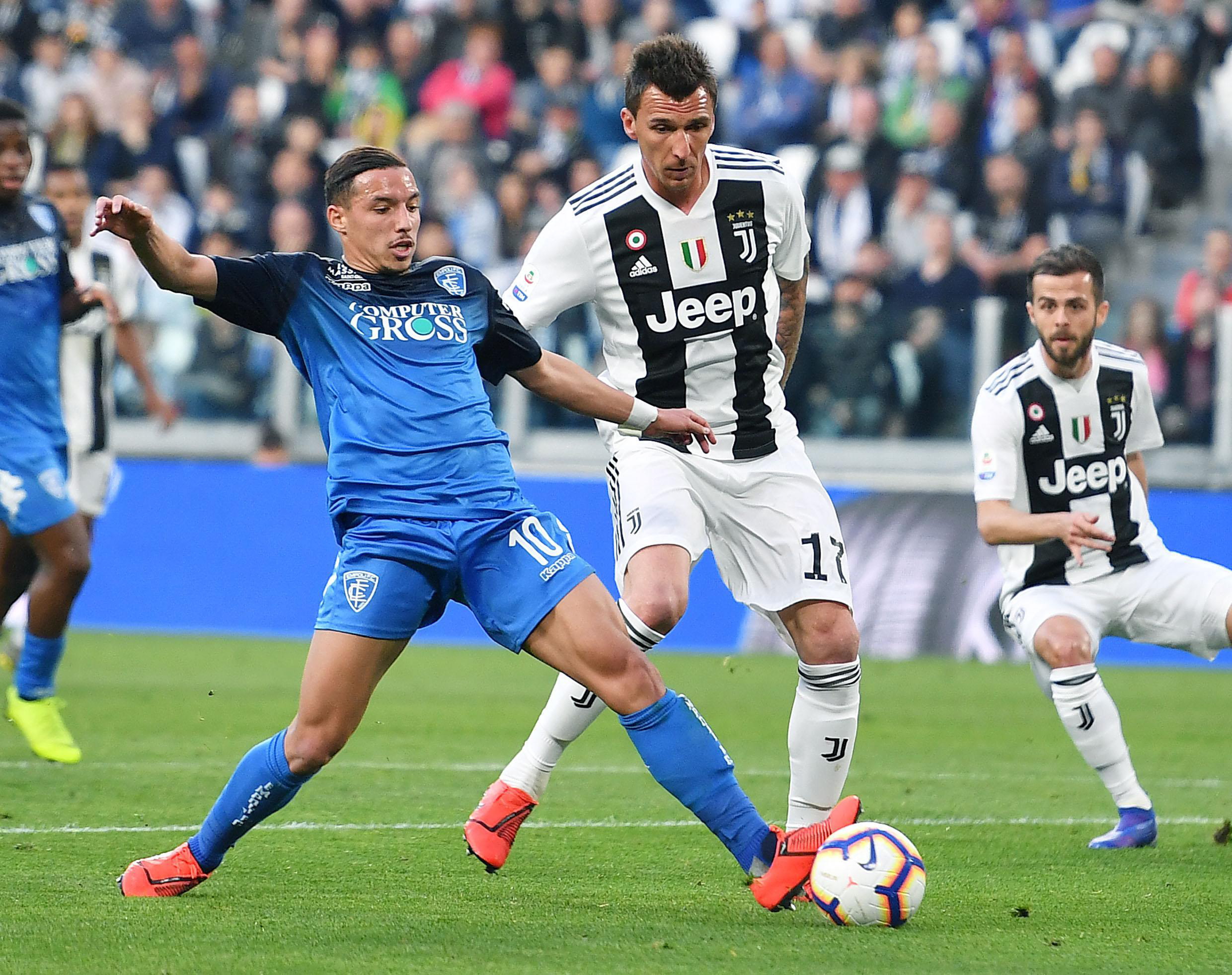 世界杯小组赛国际足联就强行把姆巴佩哈兰德凑一块（世界杯抽签：国际足联强行把姆巴佩与哈兰德分在同组）