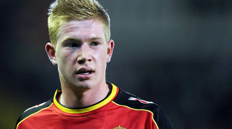 利物浦萨拉赫末段进球险胜热刺（萨拉赫终场前破门助利物浦险胜热刺）