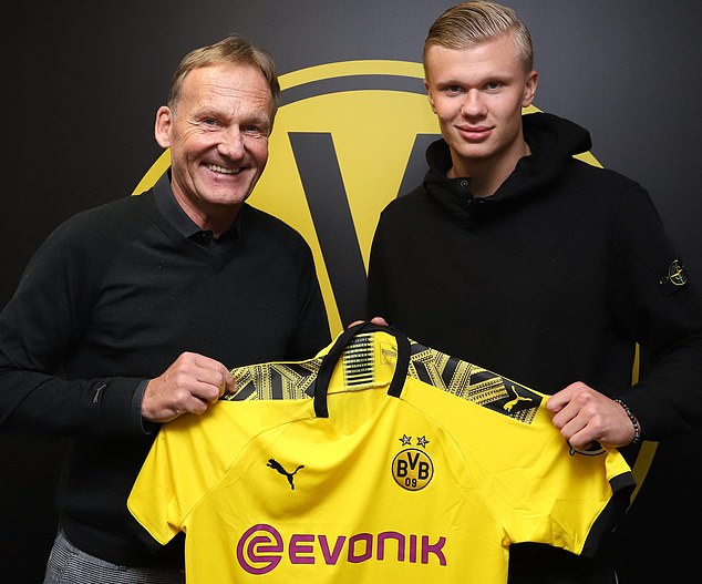 C罗在海滨小镇建造葡萄牙最贵豪宅，估值约为2900万美元（葡萄牙最贵豪宅落户海滨小镇，C罗斥资约2900万美元打造）