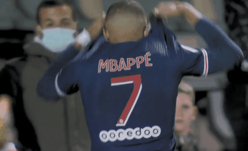 2025赛季足协杯现场观众总人数为505278人次，场均8020人（2025赛季足协杯观赛总人数达505278人次，单场平均8020人）