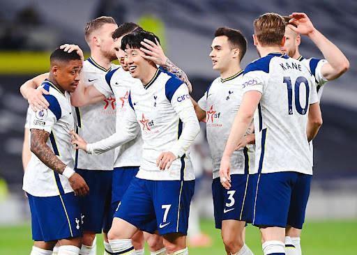 亚特兰大4-0十人热那亚晋级意杯8强，吉姆西蒂、德容恩破门（意大利杯：亚特兰大4-0击败十人热那亚闯入八强，吉姆西蒂、德容恩建功）