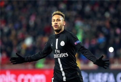 父亲：圣地亚哥从未讨论过离开的可能性，他在米兰很开心（父亲：圣地亚哥无意离队，他在米兰过得很快乐）