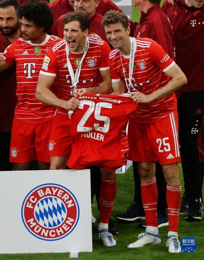 英超：曼联3-0大胜纽卡斯尔（英超战报：曼联3比0完胜纽卡斯尔）