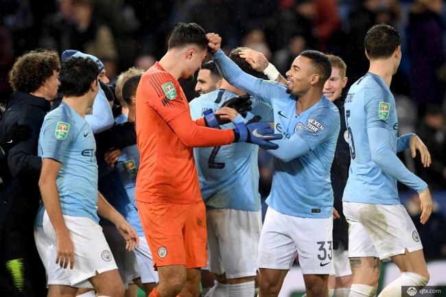 双双无缘，喀麦隆是参加世界杯最多的非洲队，尼日利亚赢球最多（双双出局：非洲世界杯出场最多为喀麦隆，胜场最多属尼日利亚）