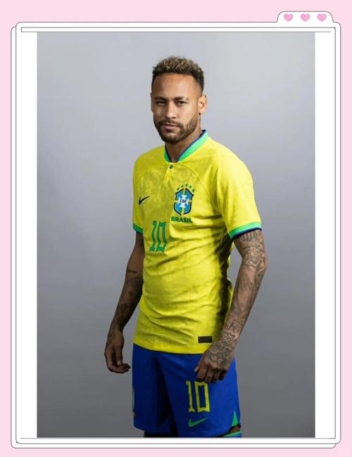 卡尔：我从凯恩、基米希等队友身上学到很多东西（卡尔：凯恩、基米希等队友让我受益匪浅）